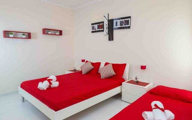 Sea View 2 Bed Apartment Close to Beach Hpi6768