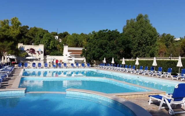 Baia Degli Aranci Camping Village