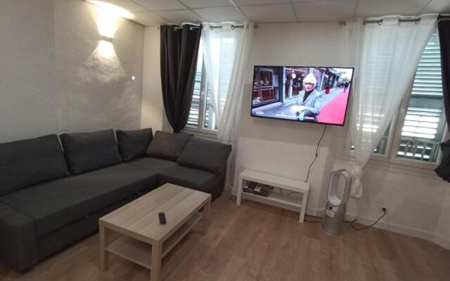 Studio Neuf climatisé Centre ville #5