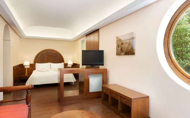 Ramada by Wyndham Loutraki Poseidon Resort