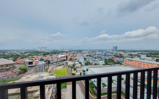 Modern And Comfort Look Studio Kingland Avenue Apartment