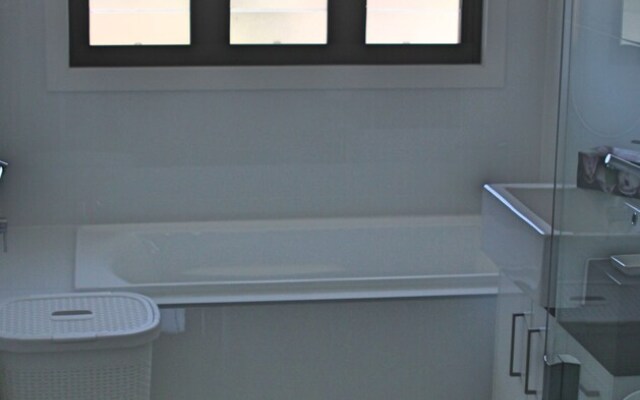 The Shae Luka Private Apartment