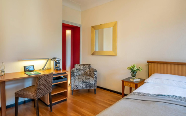 Adina Apartment Hotel Frankfurt Neue Oper