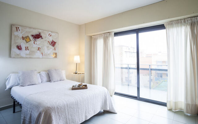 SSG Sagrera Deluxe Apartments