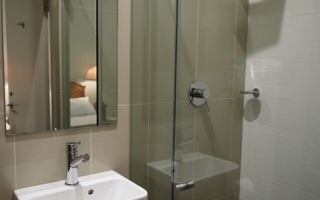 Bondi Beach Breeze - A Bondi Beach Holiday Home