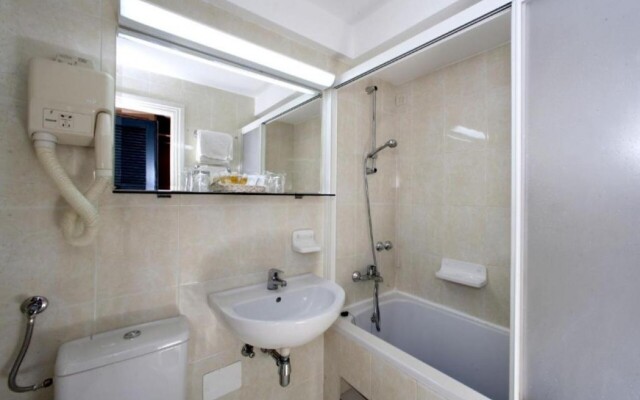 Studio Apartments Laguna Bellevue