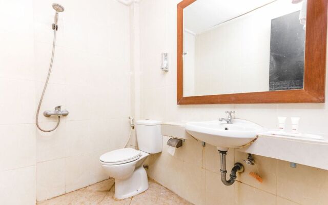 Capital O 2009 Hotel Charisma Marine