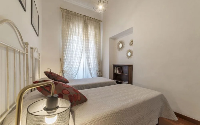 Piazza del Popolo Elegant Apartment