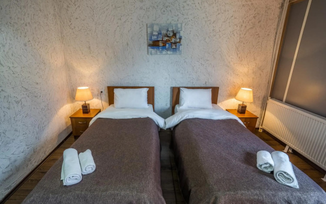 Hotel Banguriani