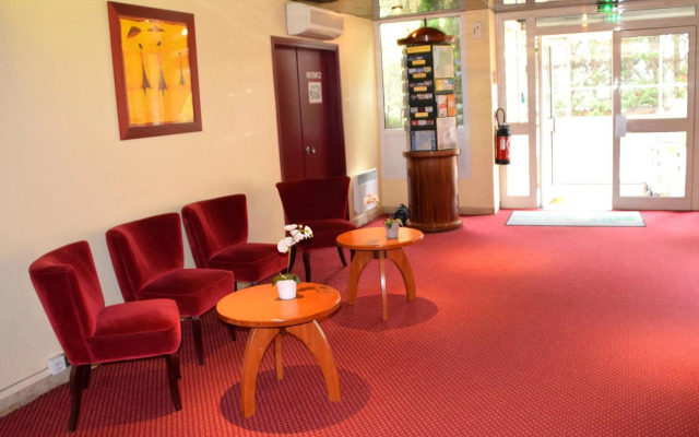 Brit Hotel Bordeaux Aéroport - Le Soretel