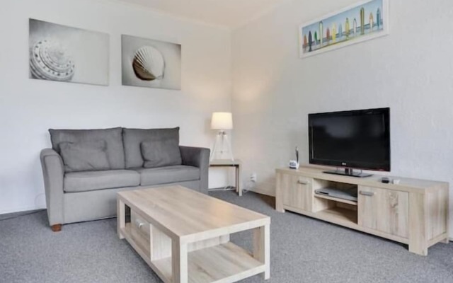 Ocean Drive Apartments