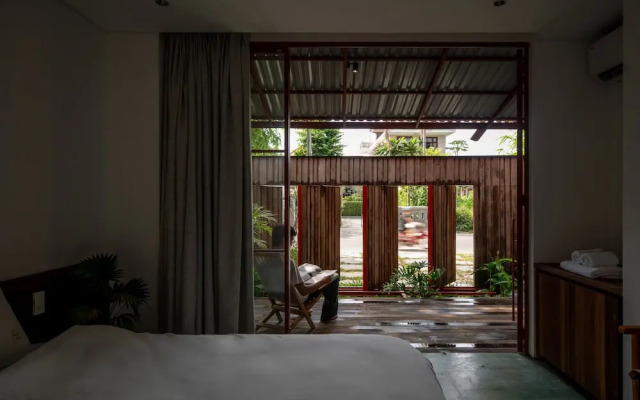 Scarlet Pavilion Homestay