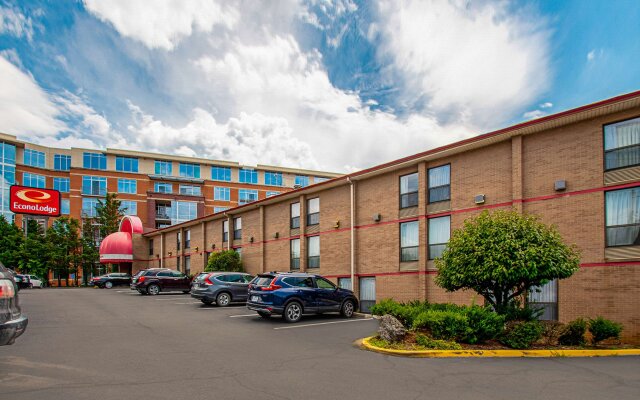 Econo Lodge Metro