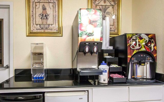 Motel 6 Prattville, AL