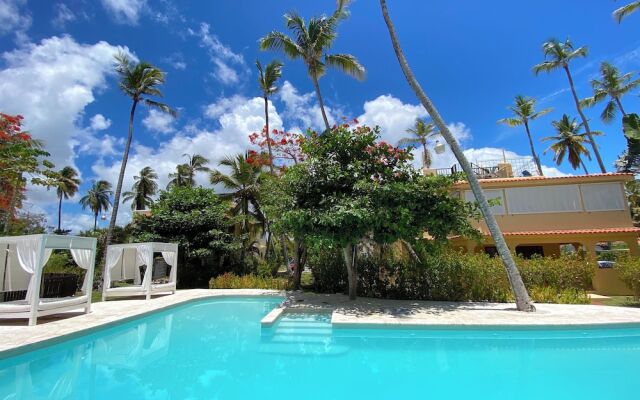 TROPICAL VILLAS playa LOS CORALES