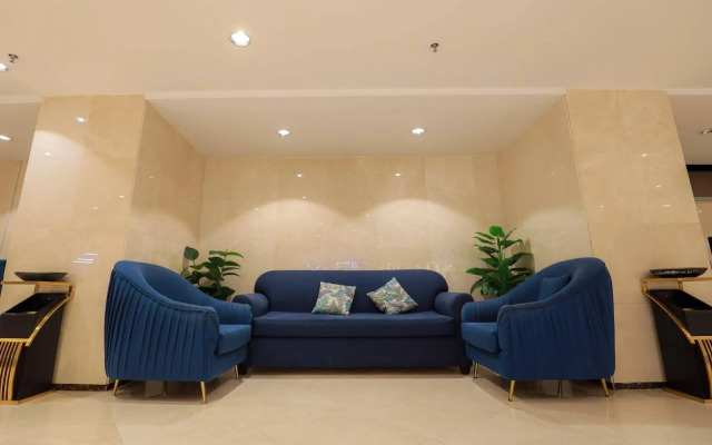 Nawazi Towers  Hotel