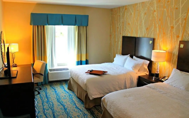 Hampton Inn & Suites Stroudsburg Pocono Mountains