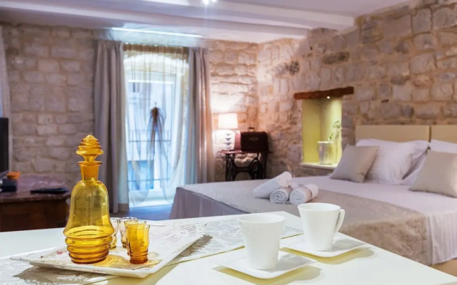 Apartments & Rooms Dujam