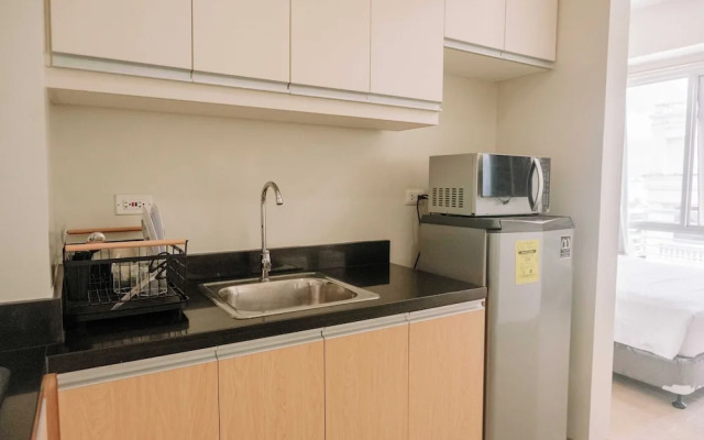 Stunning Cityscape Hideout