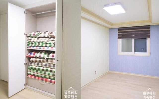 Geoje Blueberry Pension