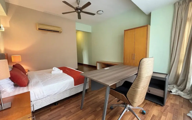 183 Ampang KLCC by Widebed
