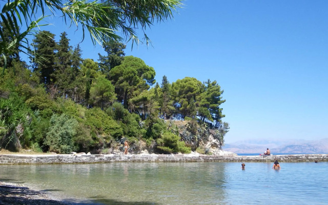 Garitsa bay Apartment