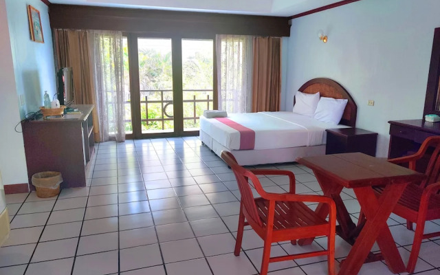 Thongpaeka Hotel