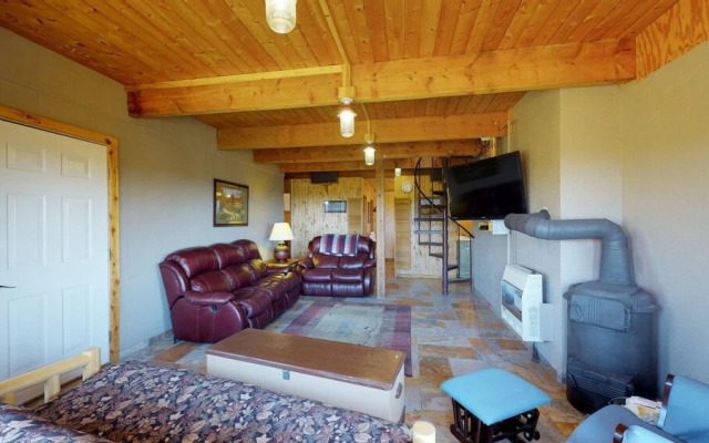 Juniper Ridge Family Cabin