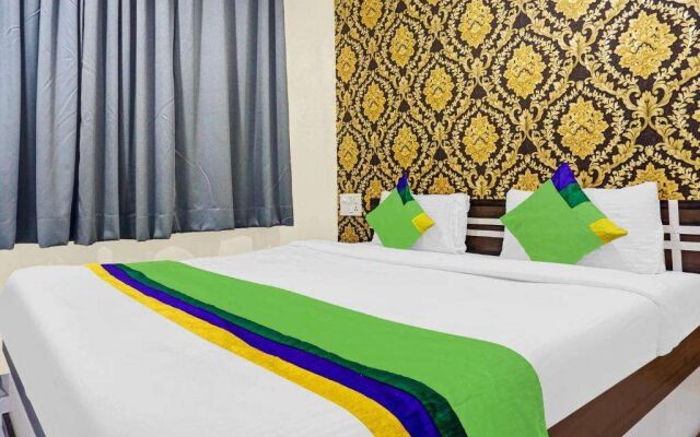 Treebo Trend Emerald Tree Chakan