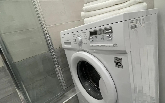 Apartments on Ivan Golubets street 147k2