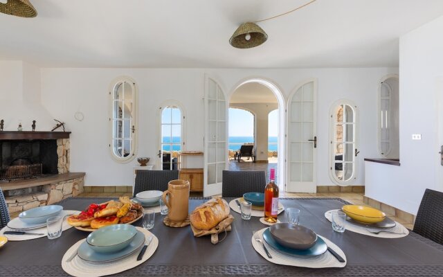 2750 Villa Petra by Barbarhouse