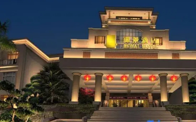 Royal Hotel