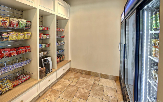 Hilton Garden Inn Memphis/Wolfchase Galleria