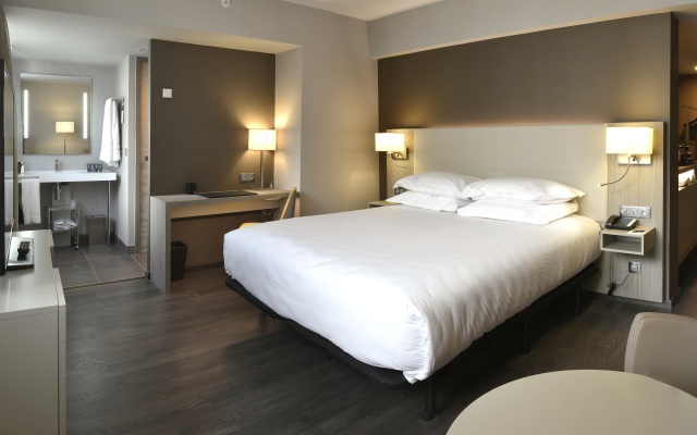 AC Hotel by Marriott Marseille Prado Velodrome