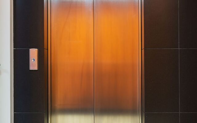 P&O Apartments Cybernetyki 6