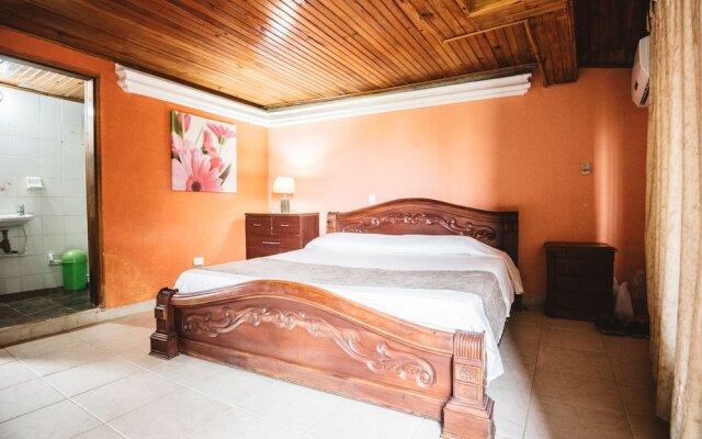The Rock House Hostel - Adults Only
