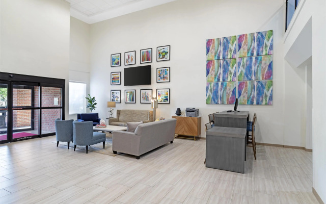 Best Western Plus Executive Hotel & Suites