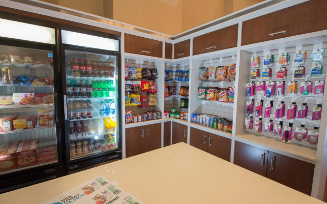 Holiday Inn Bismarck by IHG