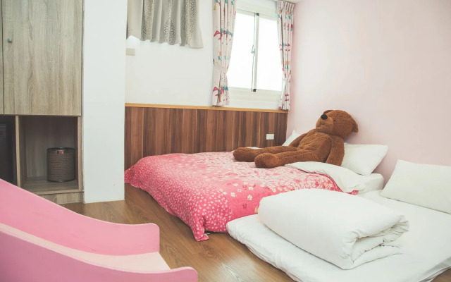 Happycastle Bed and Breakfast