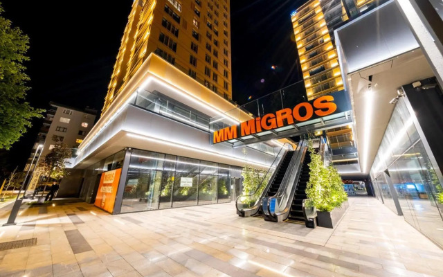 Ultra Lux Residence Flat-Great Location