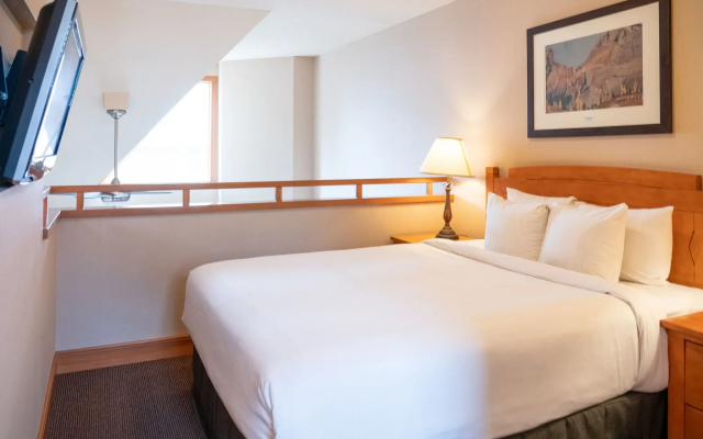 Hidden Ridge Resort