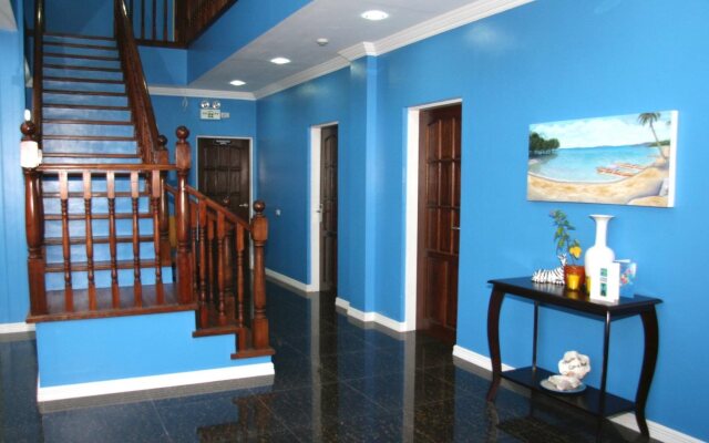 Caimito Beach Hotel