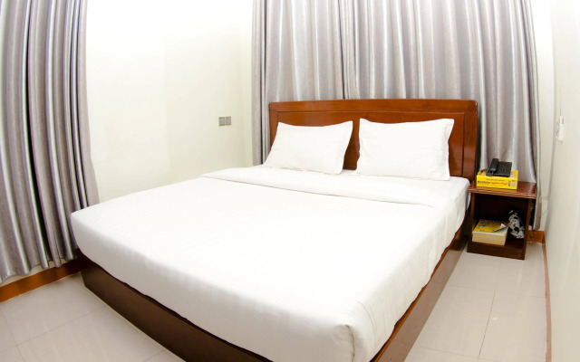 City Grand Hotel