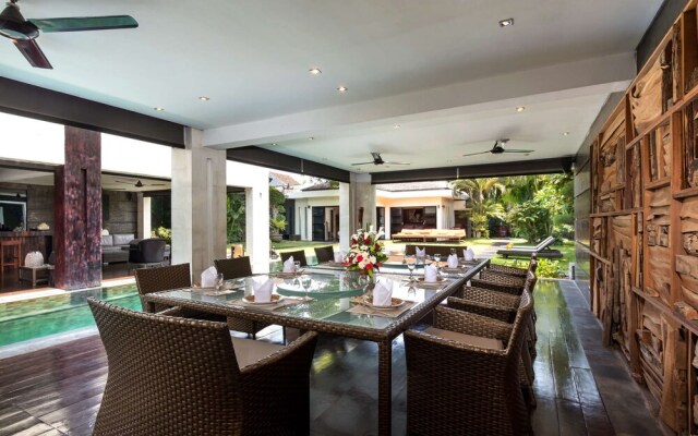 Beautiful Villa With Private Pool, Bali Villa 2001