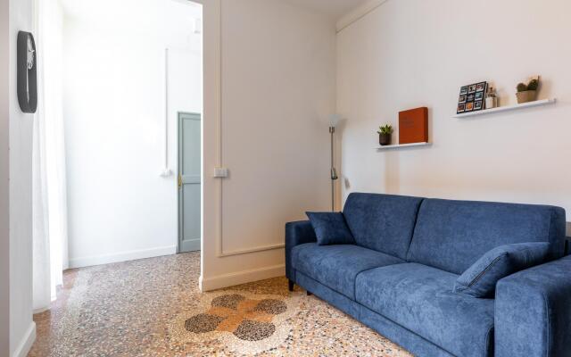 Nazario Sauro 14 - Bilocale con balcone