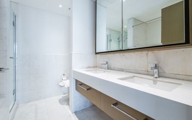 Spacious Apt With Spectacular Burj Khalifa Views