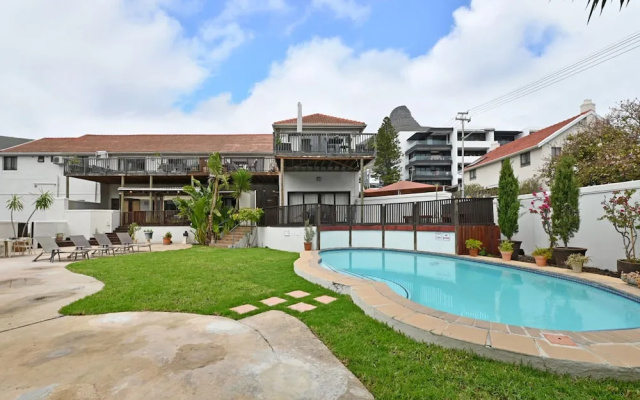 Modern Sea Point Oasis Garden Pool BBQ Gym