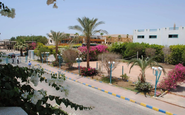 Sharm Cliff Resort