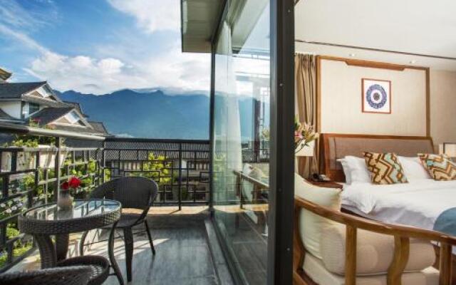 Dali Xanadu Boutique Hotel