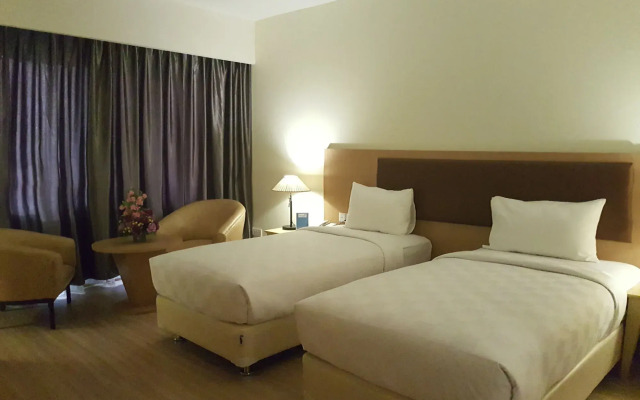 OYO 666 D' Grande Hotel Batam